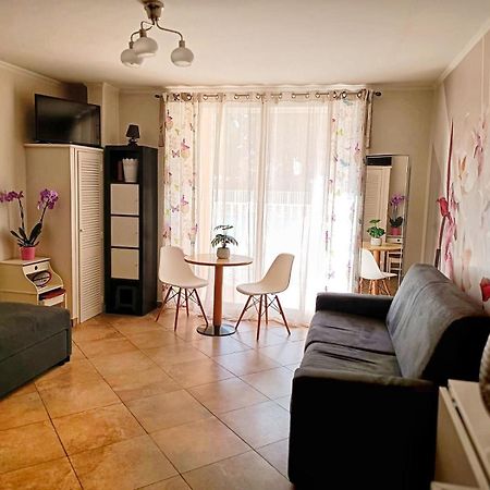 Direct Monaco Studio Devant Piscine Beausoleil Exteriér fotografie