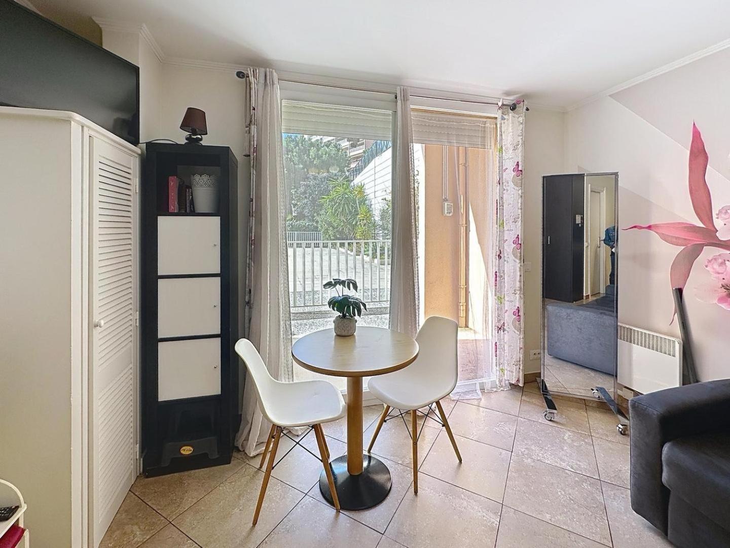 Direct Monaco Studio Devant Piscine Beausoleil Exteriér fotografie